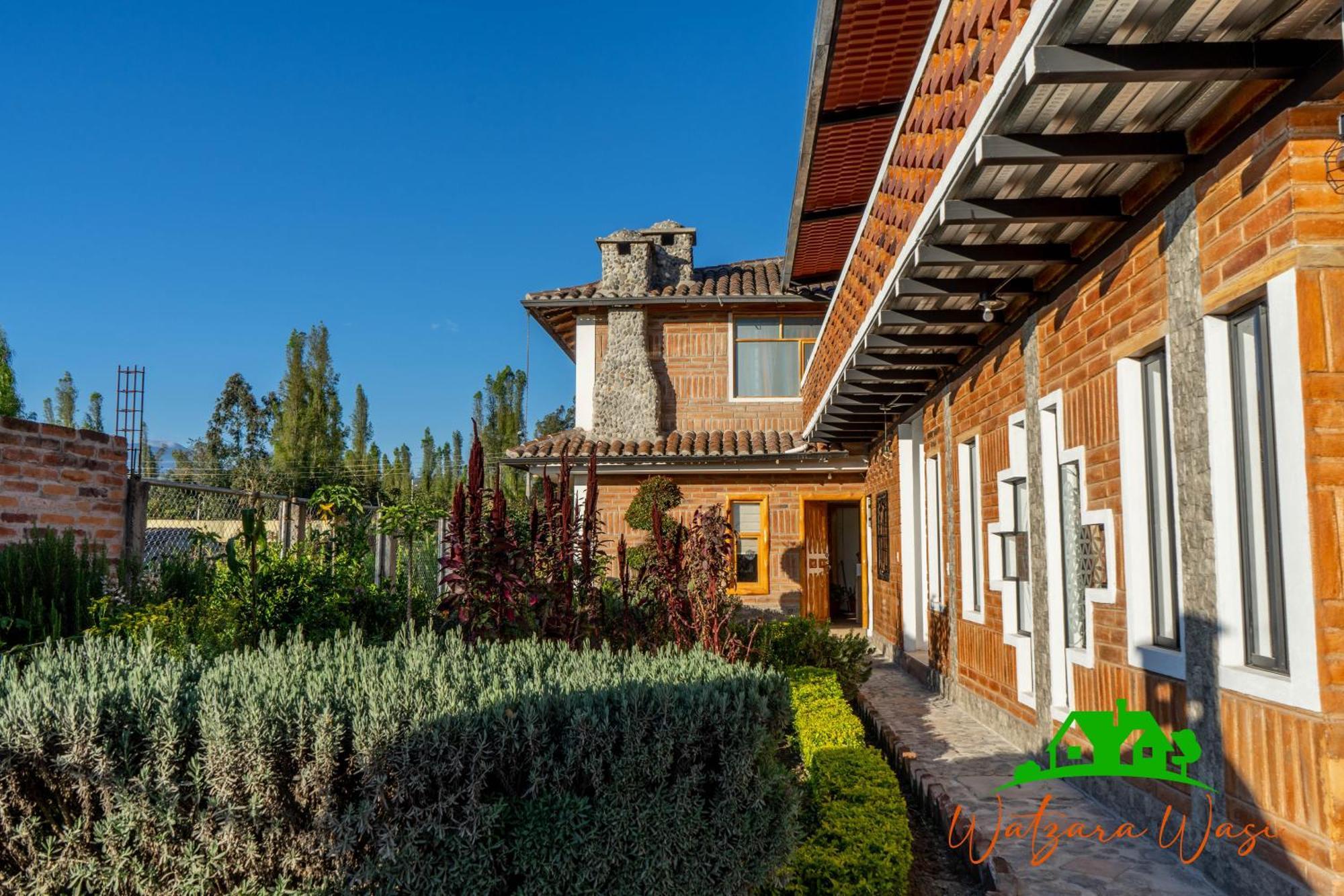 Watzara Wasi Cottage Familiar Camprestre Y Lofts En Cotacachi Exteriér fotografie