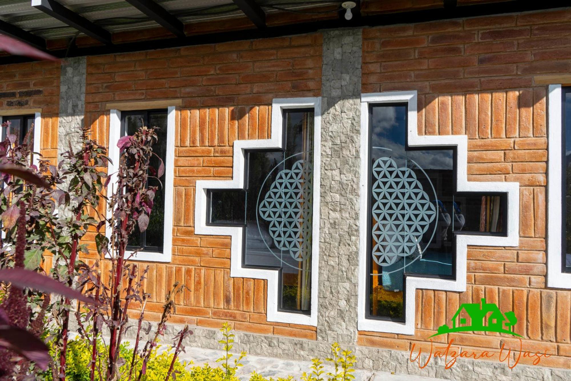 Watzara Wasi Cottage Familiar Camprestre Y Lofts En Cotacachi Exteriér fotografie